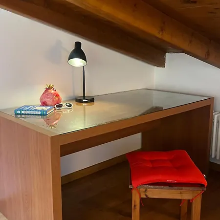 Casa Veruscka - By Satisfactual Daire